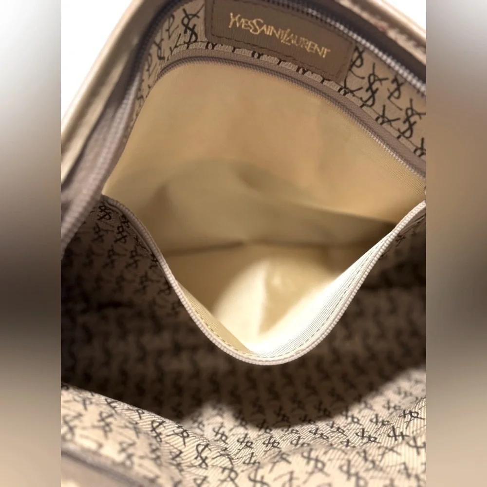 Yves Saint Laurent Vintage Clutch - Picture 10 of 14